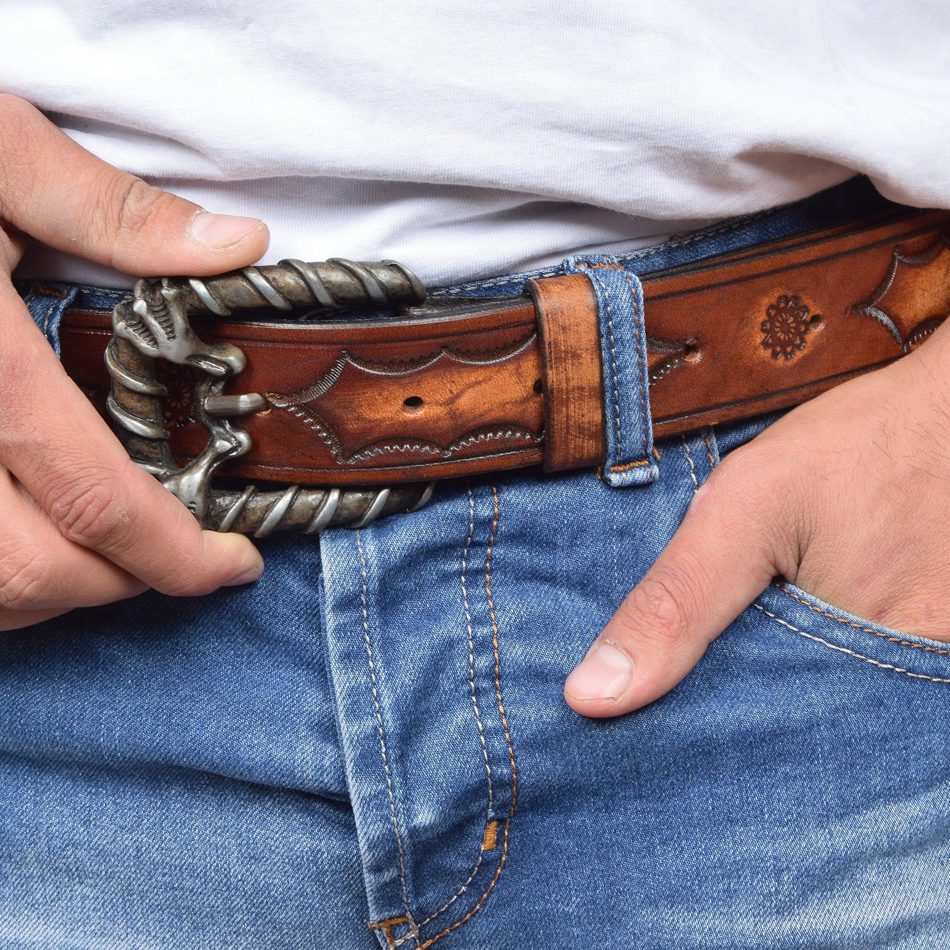 Chestnut Brown Carved & Crafted Leather Belt with Changeable Buckle Creed