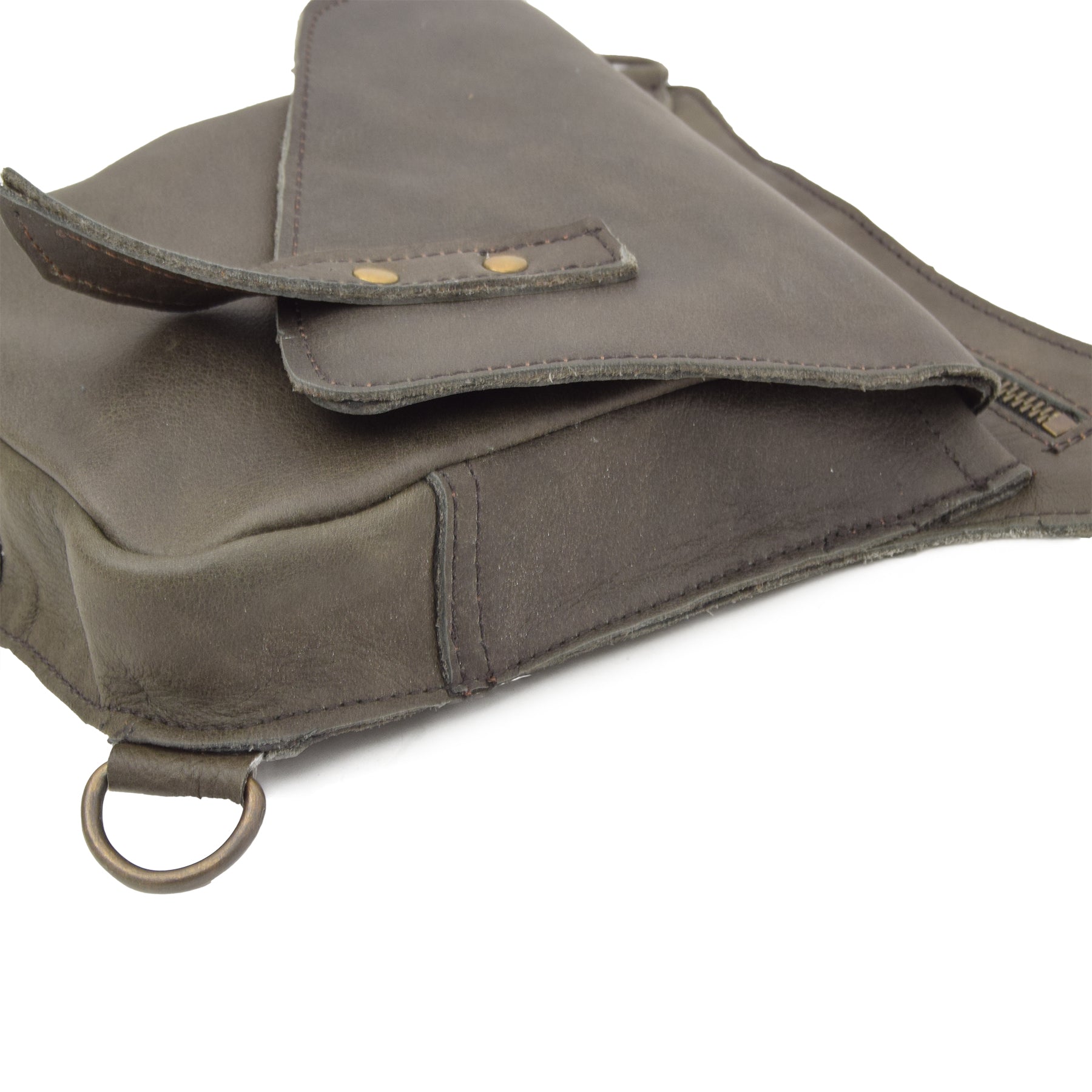 Gray Leather Belt Bag Elowen